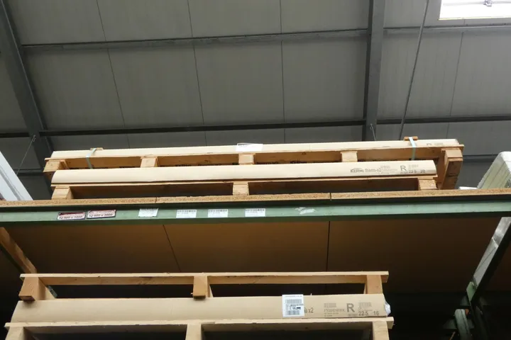 Kermi - Heizk. Therm X2 Profil-V Typ 22, BH 500, BL 1800 mm, weiß, AG rechts Umfang: Palette mit Inhalt, Ebene 4